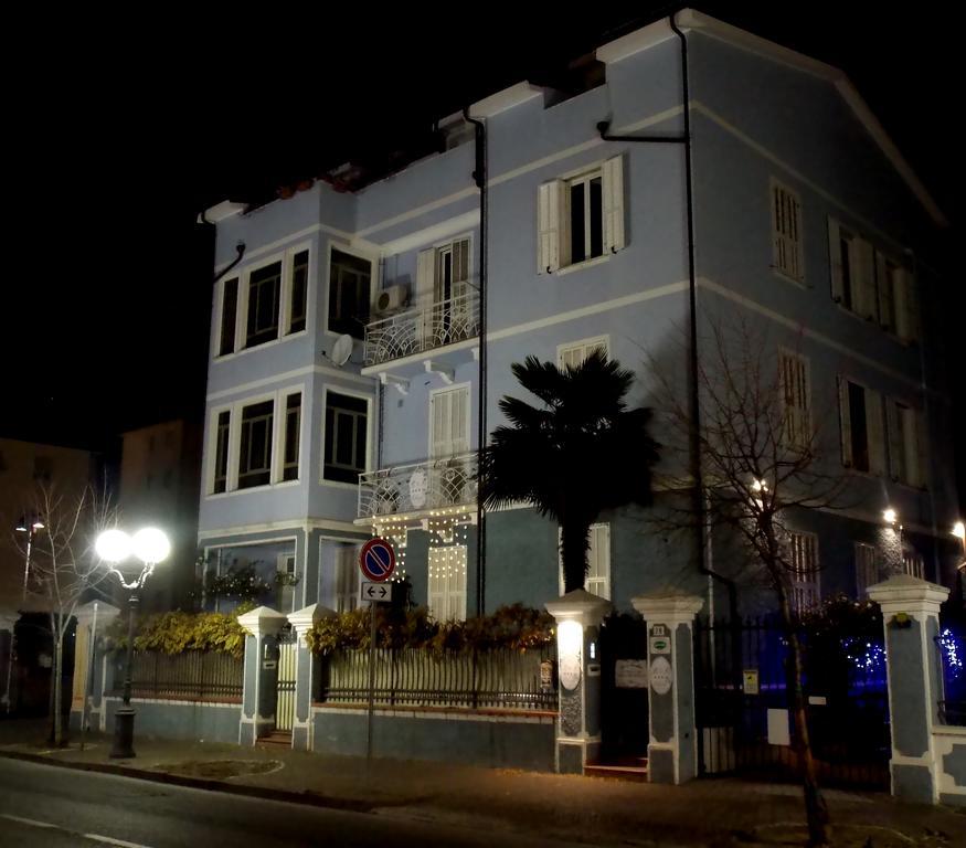 B&B Elisir Albenga Ngoại thất bức ảnh